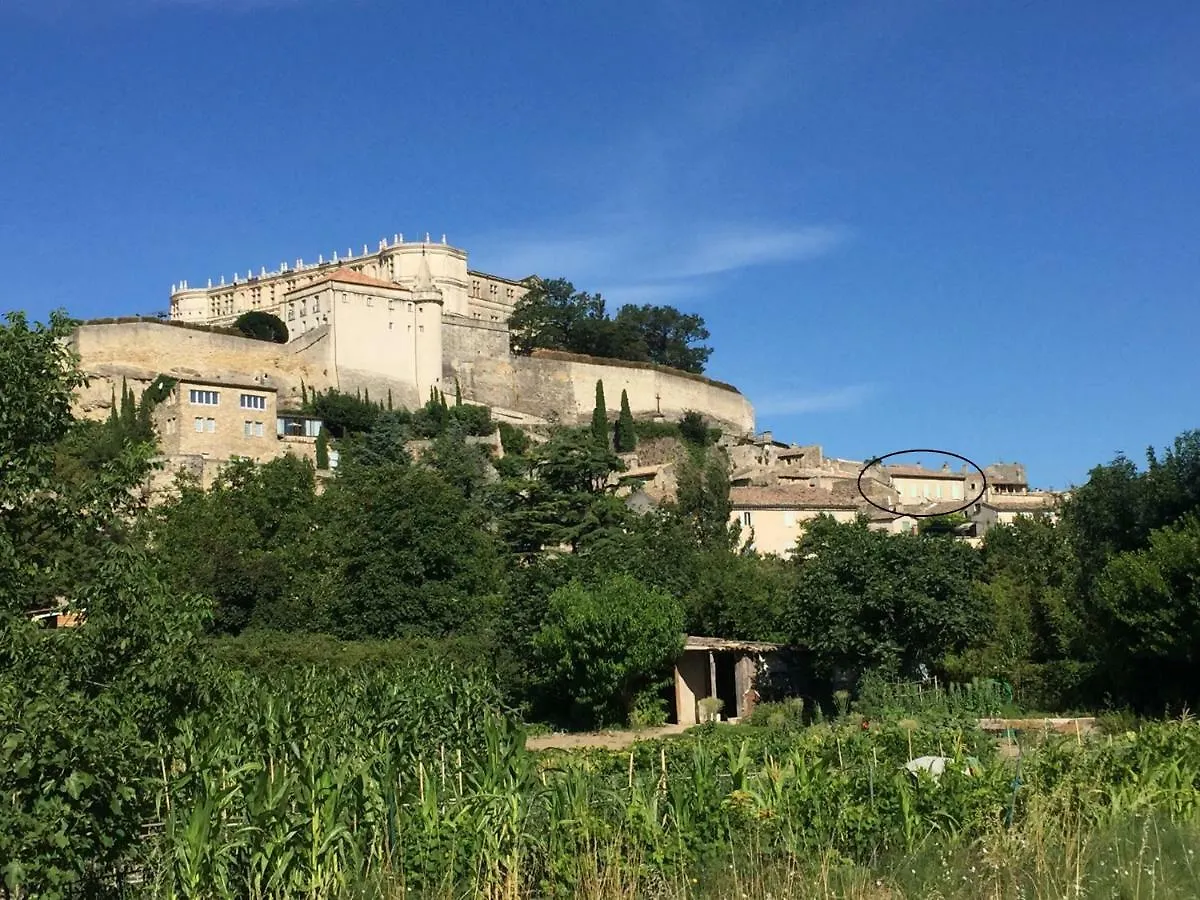 Maison d'hôtes La vie de chateau Grignan